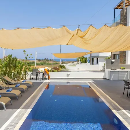 Дом отдыха Seaside Emerald Паралимни