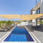 Seaside Emerald Paralimni