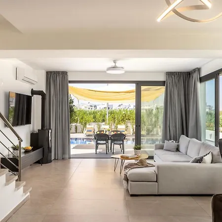 Seaside Emerald Paralimni